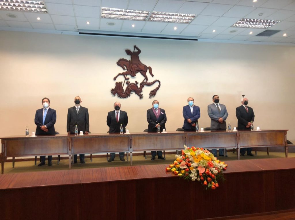 Las autoridades de la Institución participaron activamente del evento.