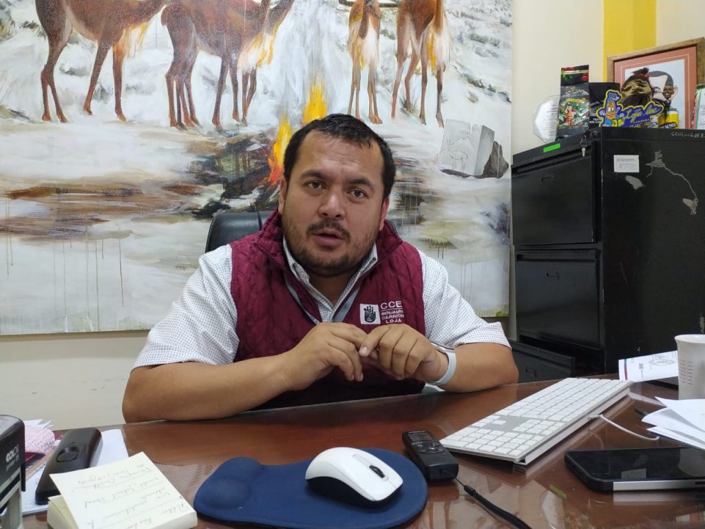 Julio Espinoza Bustamante invita a miembros correspondientes de la CCE-L e integrantes del RUAC a que acudan a votar este viernes, en el horario de 08:00 a 17:00.