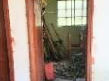 Las armellas fueron destruidas para ingresar a la bodega.