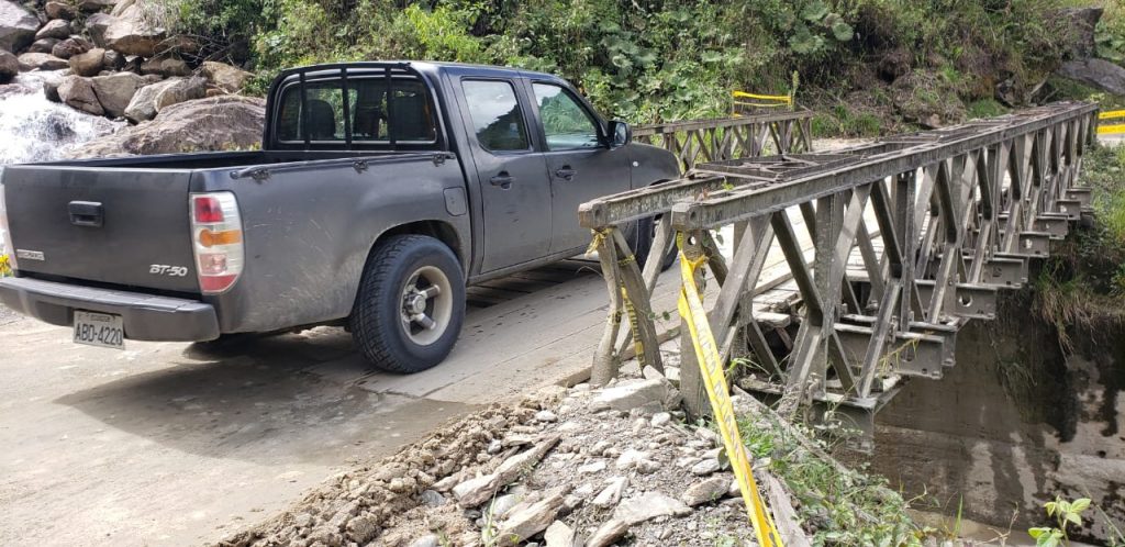 Las autoridades informan que la circulación por el puente, hoy en mantenimiento, será en un solo sentido.
