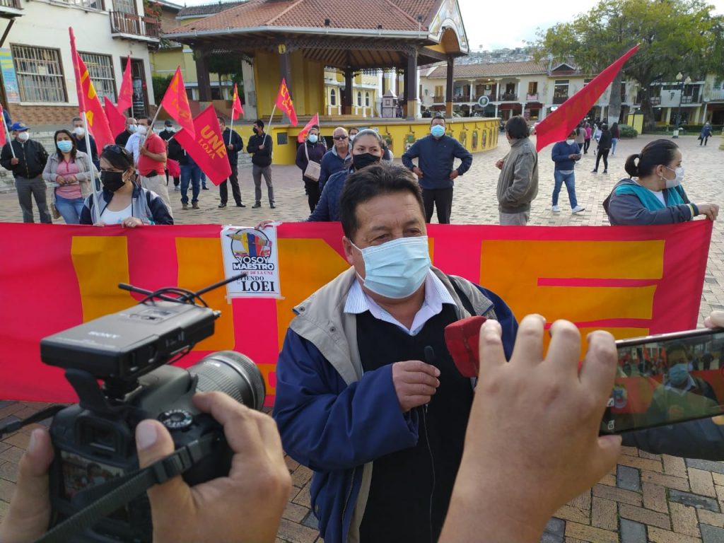 Los participantes de la marcha en Loja se concentraron en la plaza de San Sebastián.
