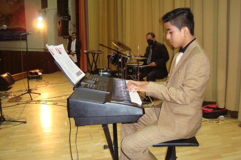 El joven pianista, Wilson David Moreno Rosales, fue uno de los artistas postulantes.