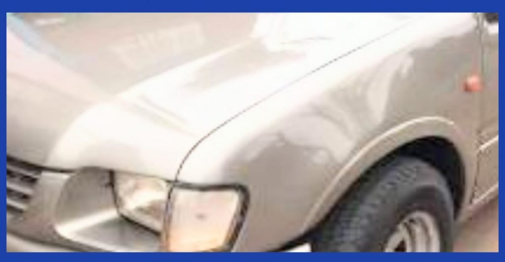 El vehículo permanecía estacionado afuera de la casa donde vive el propietario.