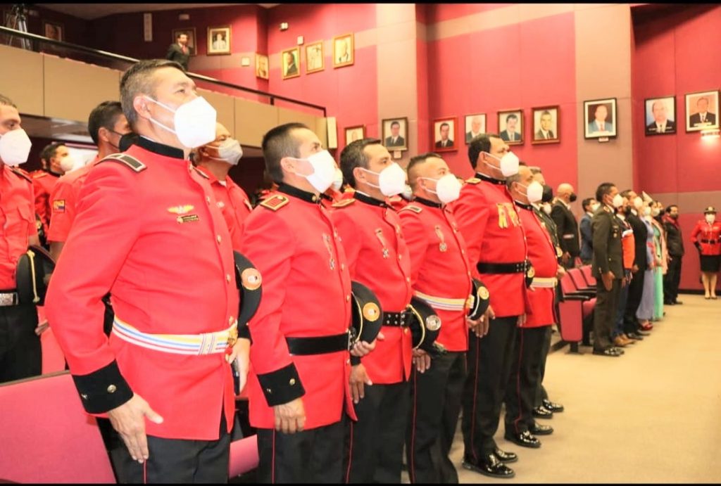 La sesión solemne fue en el auditorio de la Corte de Justicia de Loja.