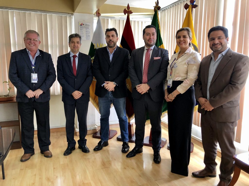 Las autoridades se reunieron para conocer el tema.