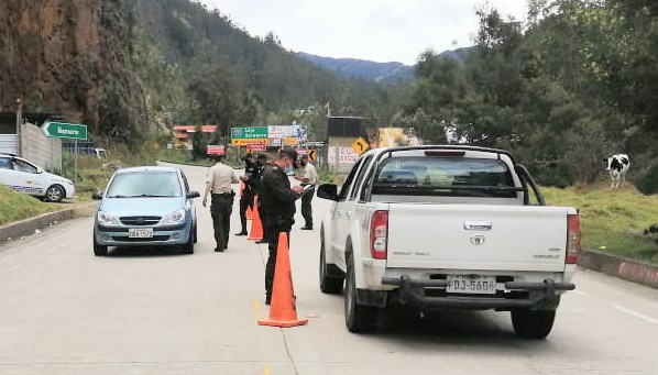 Los controles son durante las 24 horas.