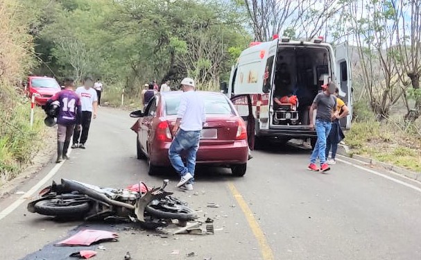 El percance ocurrió en una vía del cantón Quilanga.