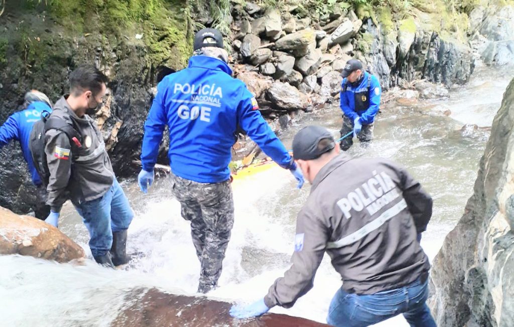 Los organismos de socorro y vigilancia participaron de la búsqueda.