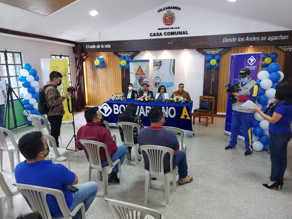 El acuerdo se suscribió en salón social del Gobierno Parroquial de Vilcabamba.
