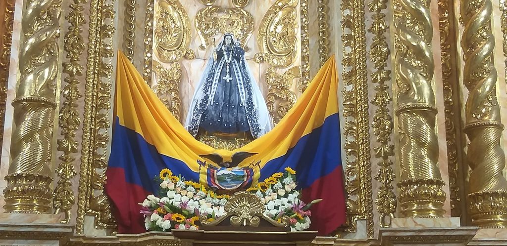 La Imagen permanece en La Catedral y retornará hasta El Cisne.