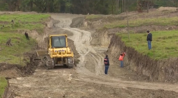 El proyecto continúa con diversos inconvenientes.