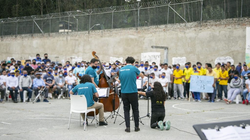 Se busca una participación activa que puede convertirse también como una terapia.