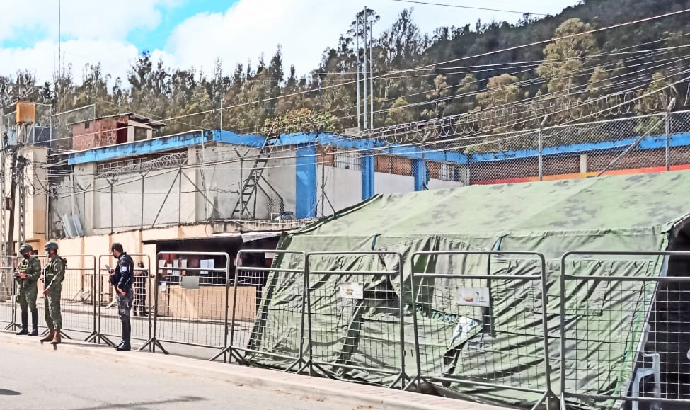 En el centro carcelario empieza a verificarse la salud de quienes podrían acceder a esa disposición.