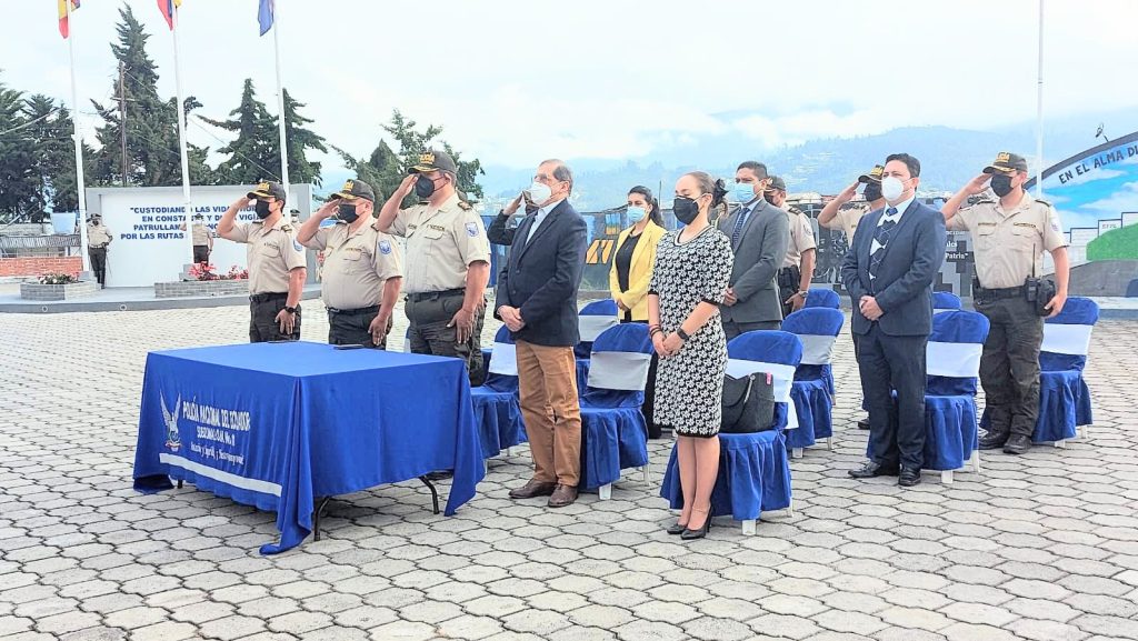 Las autoridades de la ciudad y provincia de Loja acudieron al evento.