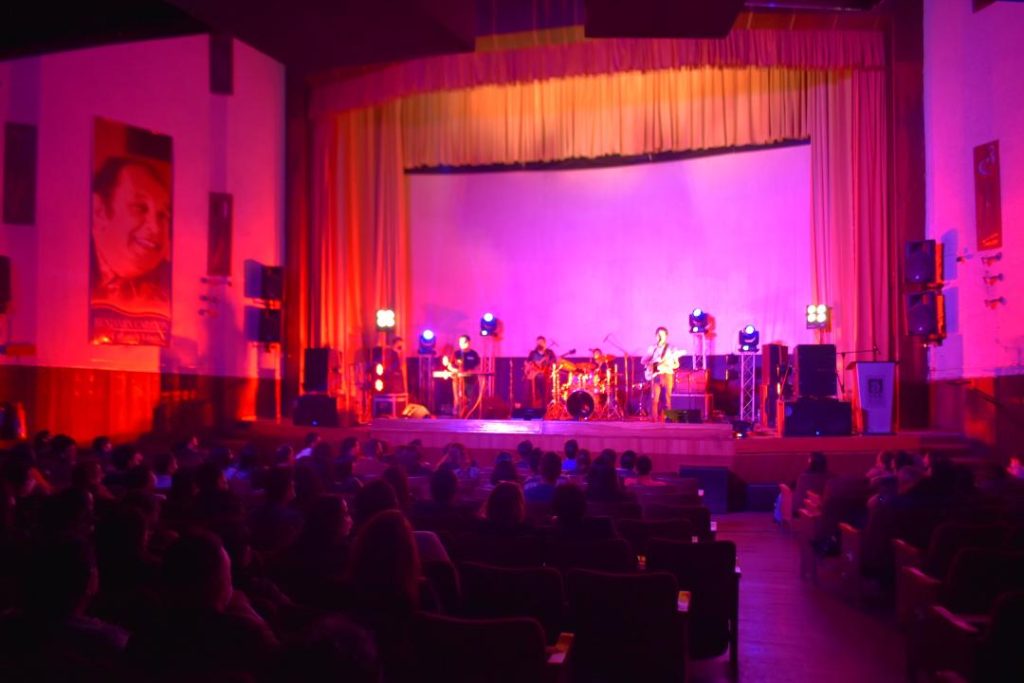 Un derroche de talento se vio, el jueves anterior, sobre el escenario del Teatro de Artes Segundo Cueva Celi, de la CCE-Loja