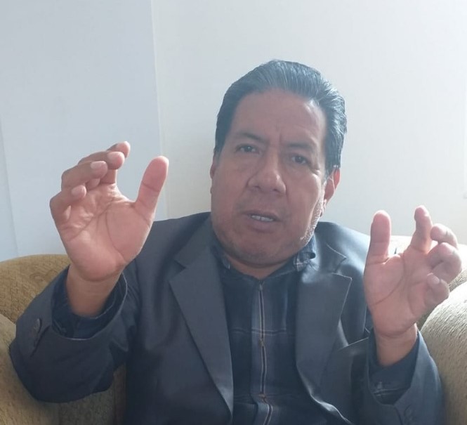 Luis Cuenca Medina está seguro de que sí hay una solución a los problemas de violencia en las cárceles del país.