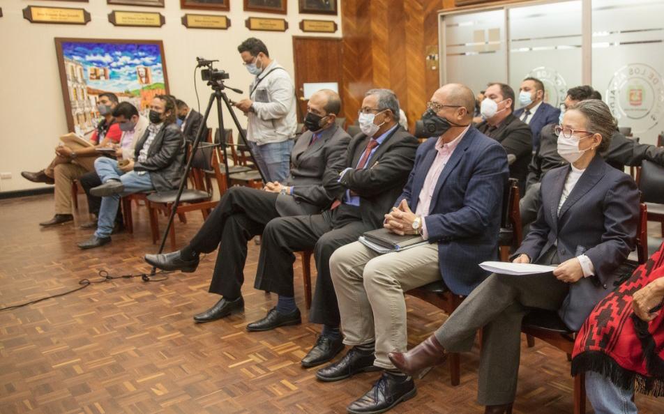 La reunión que se cumplió en el Salón de los Alcaldes.