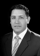 Richard Banda Poma, presidente del Directorio del Colegio de Contadores Públicos de Loja.