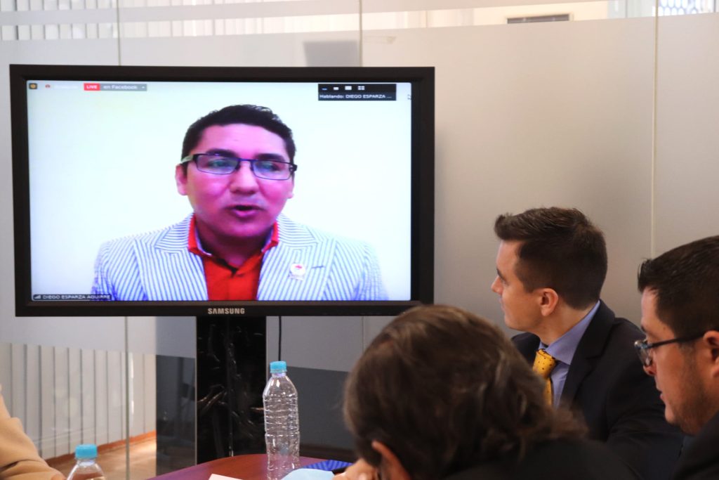 Diego Esparza Aguirre socializó el proyecto ante la Comisión de Desarrollo Económico, Productivo y la Microempresa.