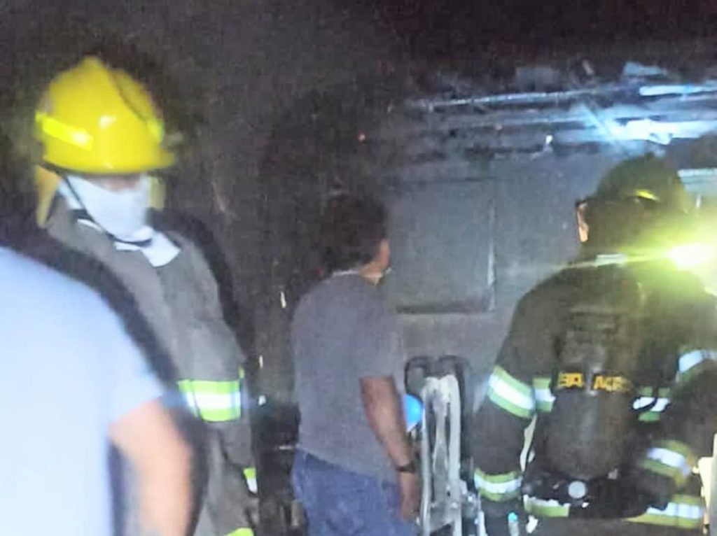 La emergencia se presentó a las 20:30.