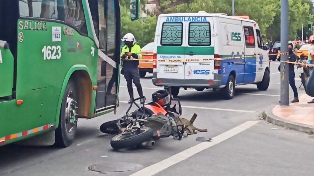En esa esquina no existen semáforos.