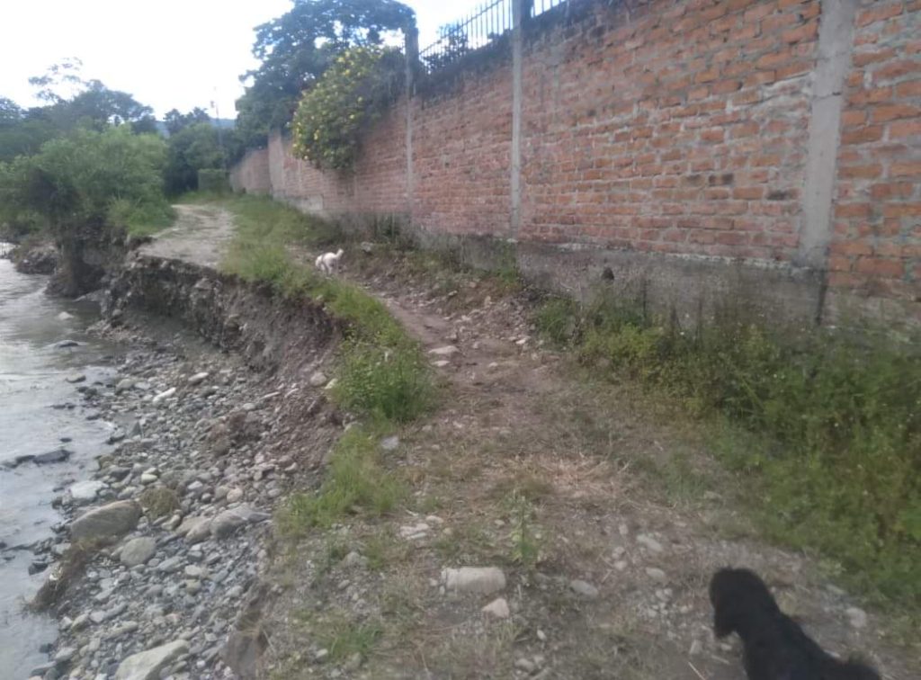 En varios puntos se registraron los daños.