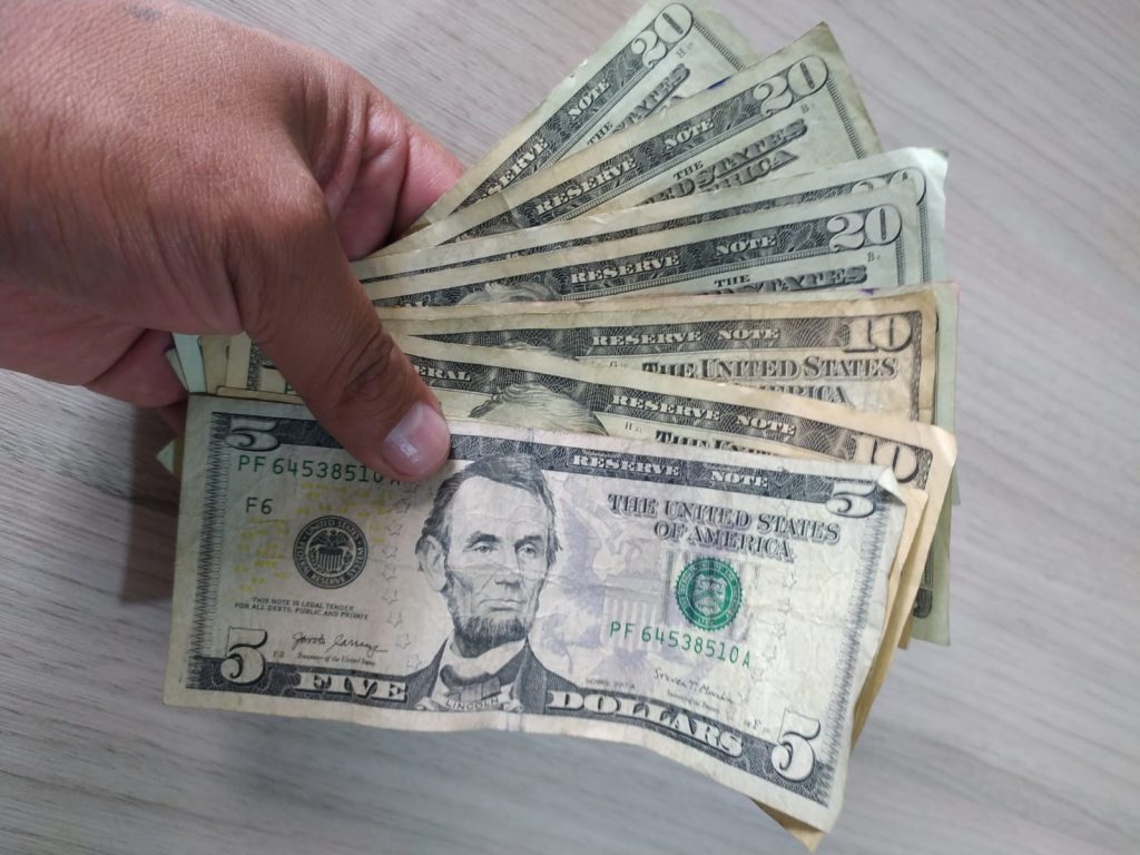 El nuevo salario básico regirá desde el 1 de enero de 2022.