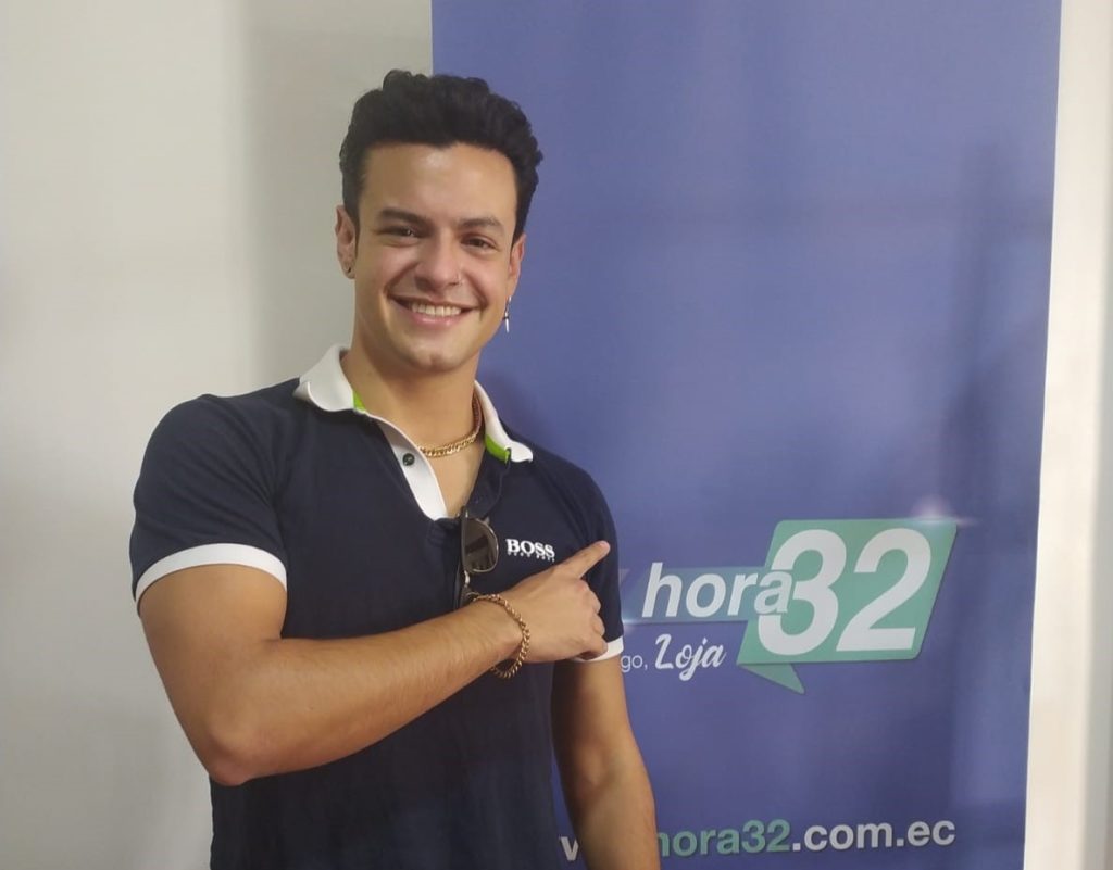 Ikeyo visitó HORA32 para dar a conocer su trabajo musical.