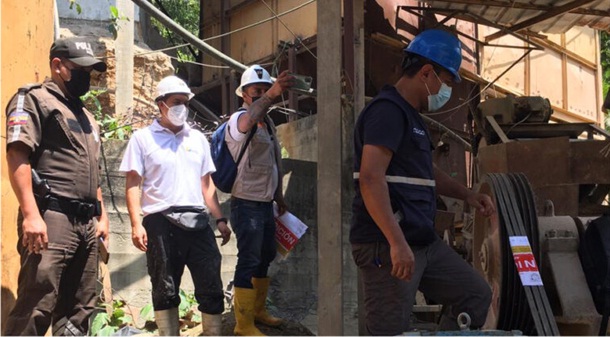 Se está realizando un trabajo en el sitio verificar los problemas.