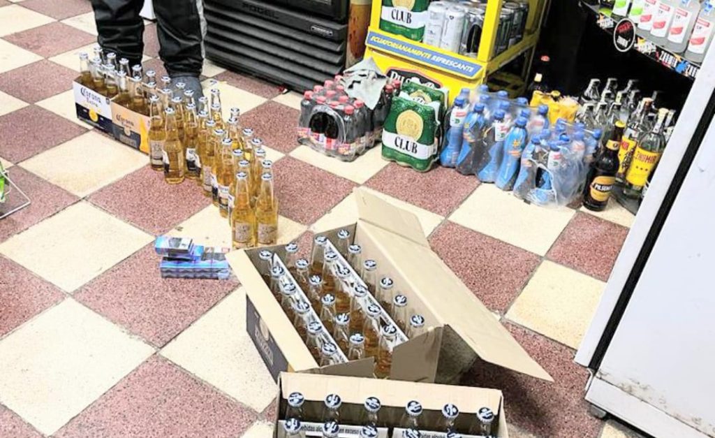 La Intendencia General de Policía lideró el operativo que duró seis horas.