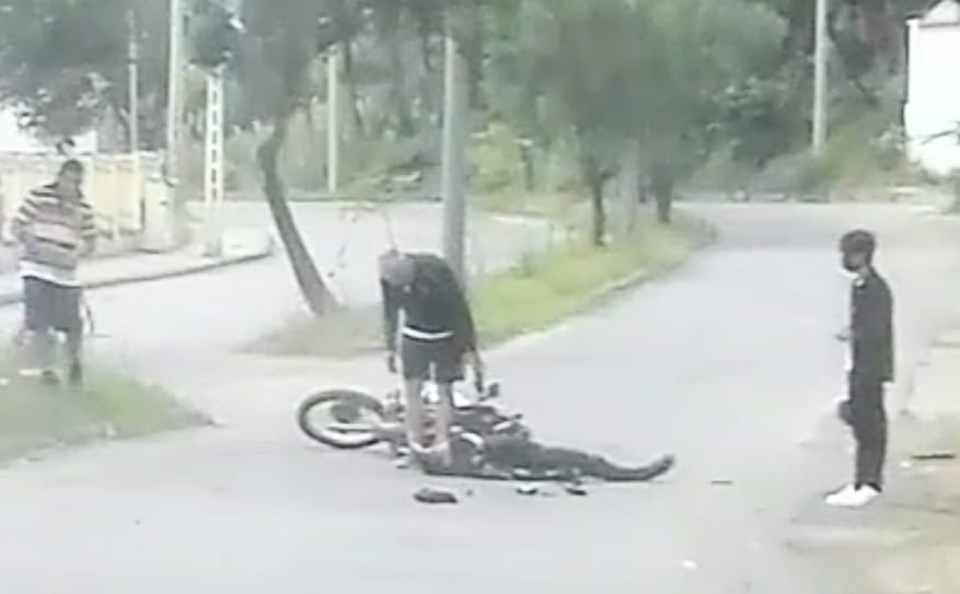 El revés ocurrió a la altura del barrio Amable María, al noreste de la urbe.