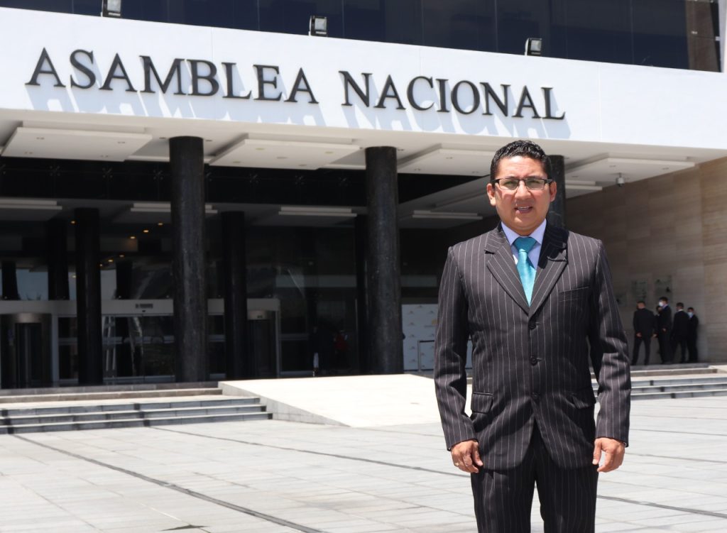 Diego Esparza Aguirre, asambleísta por Zamora Chinchipe.