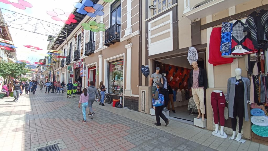 Hay expectativa en el tema por parte de quienes ocupan los locales.