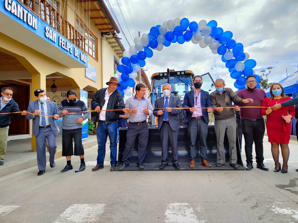 Se cumplió un acto pequeño para informar sobre la adquisición.