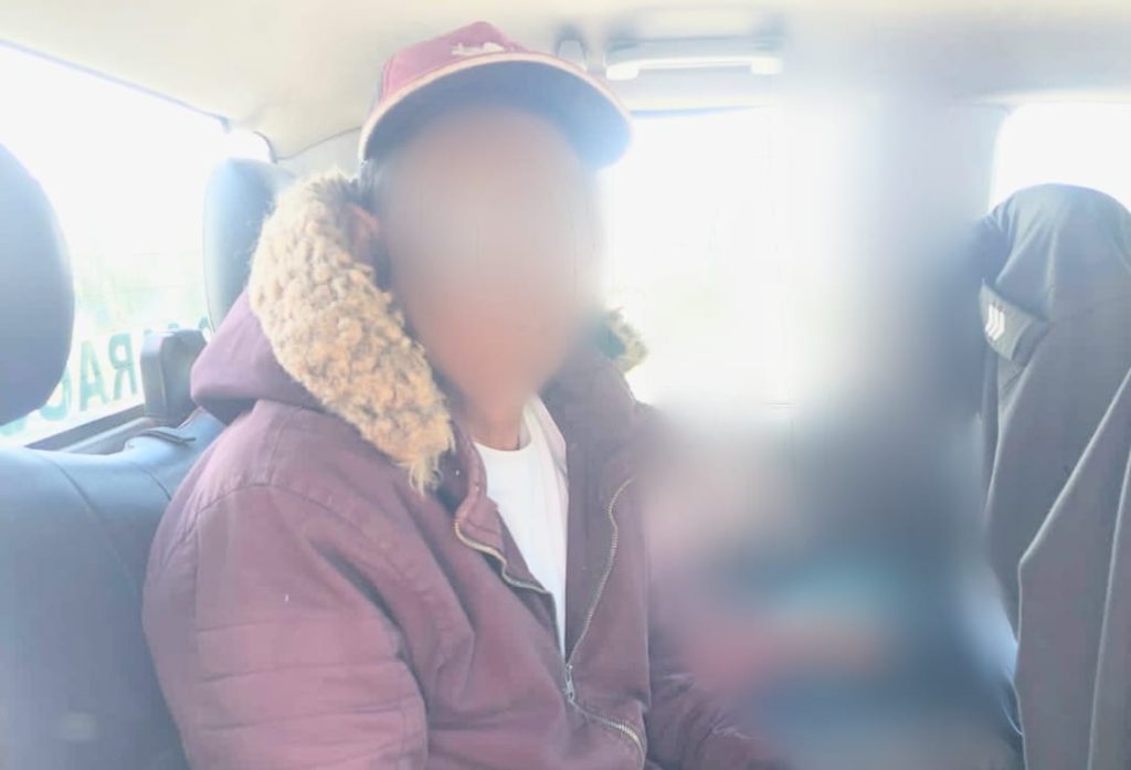 El ciudadano tiene 60 años.