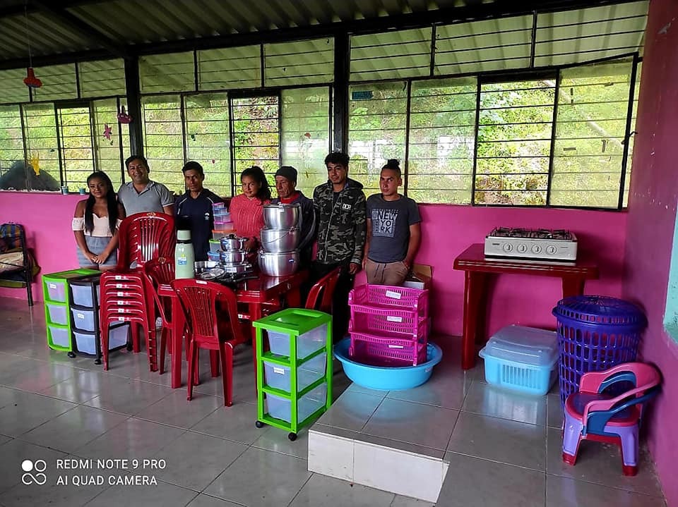 La familia se encuentra evacuada en vista que la casa donde habitaba quedó reducida a cenizas.