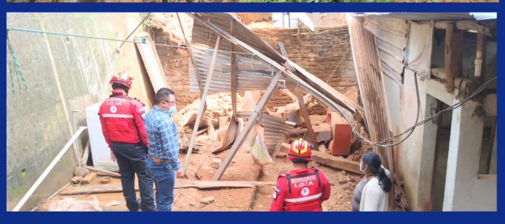 Los ‘casacas rojas’ verificarán la causa que produjo el colapso de ese muro.