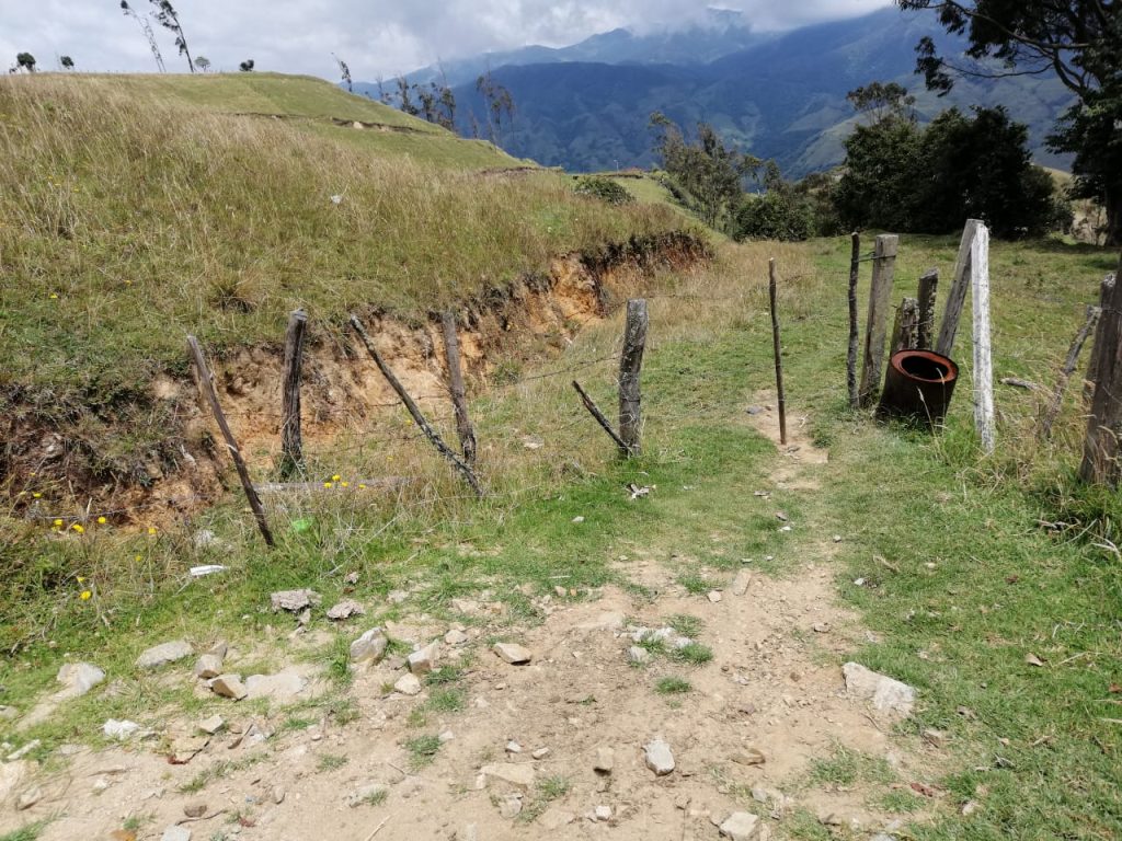 Los moradores dicen que la vía ha ayudado al progreso del barrio.