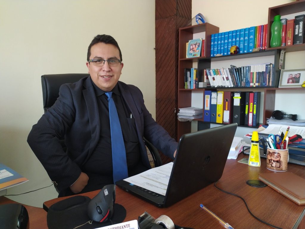 Cristian Alverca Ordóñez se considera “un lojano de corazón”. A esta ciudad vino cuando tenía 16 años de edad.