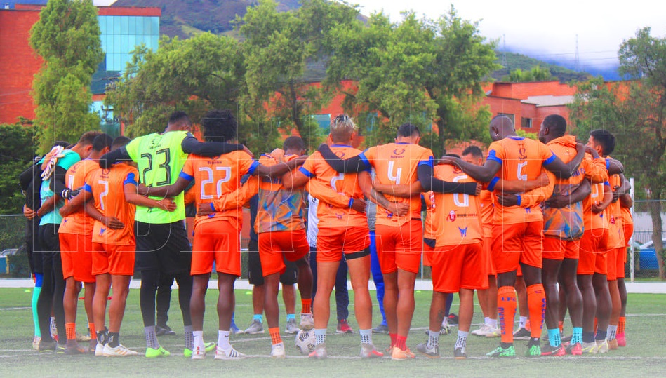 En la mañana de ayer entrenaron en el estadio de Jipiro.