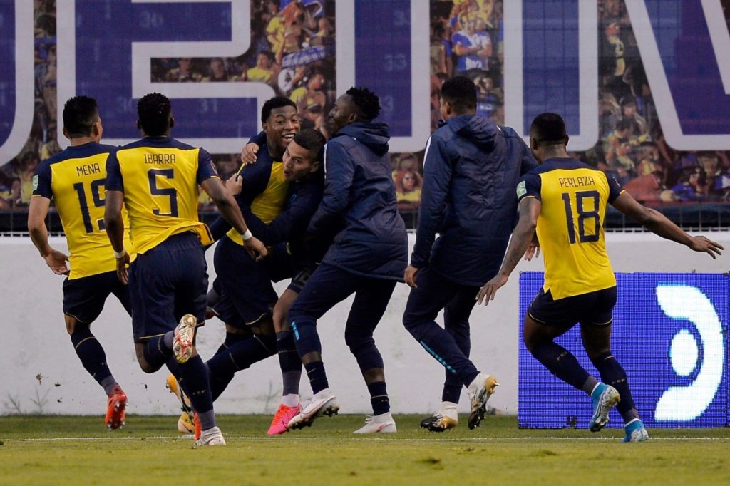 La tricolor jugó mal, pero consiguió el objetivo.