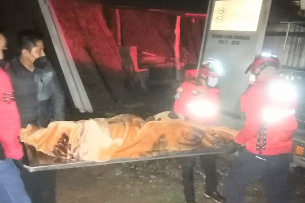 El cadáver fue llevado al Servicio de Medicina Legal y Ciencias Forenses de Loja.