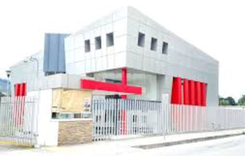En el Servicio Nacional, de Medicina Legal y Ciencias Forenses le realizaron la autopsia.
