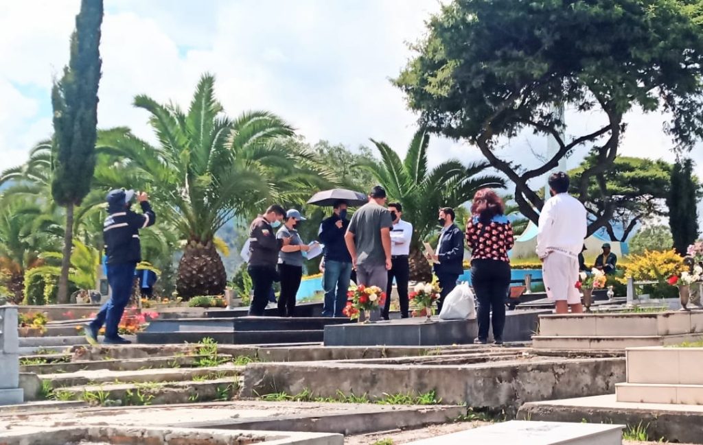 A la diligencia acudieron Luis Silva Aguilar, René Cueva Ludeña, Diego Villavicencio Neira y los familiares del fallecido.