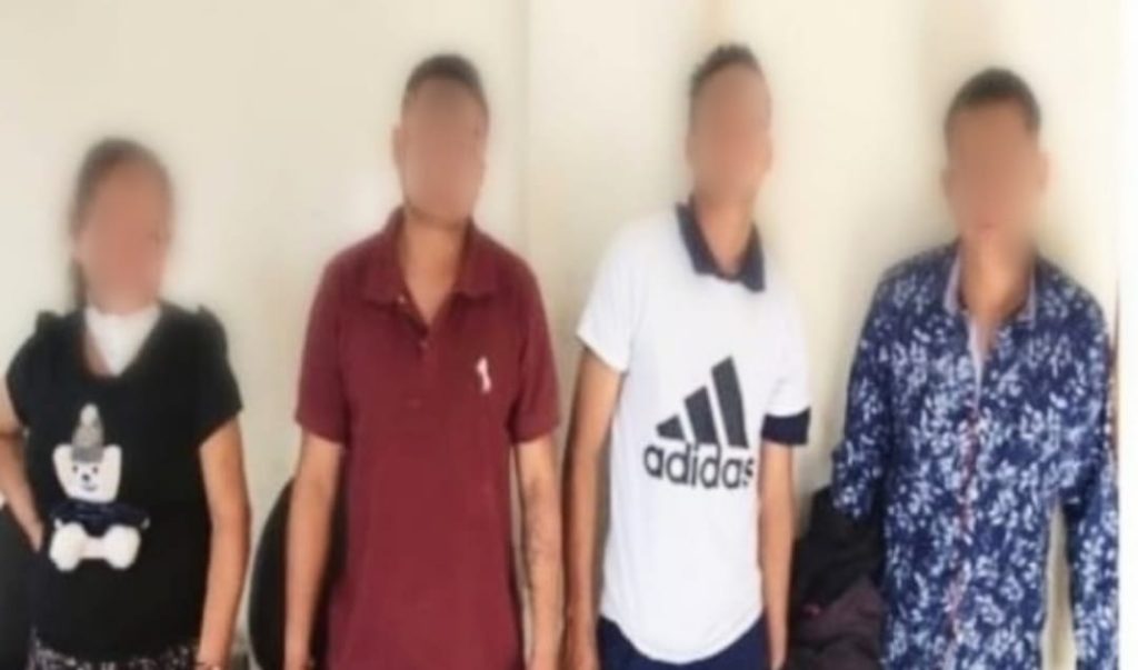 Los ciudadanos fueron juzgados ayer.