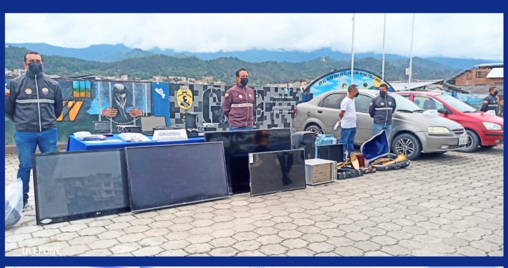 La Policía se refirió al operativo en el cual se detuvo a los cuatro supuestos 'robacasas'.