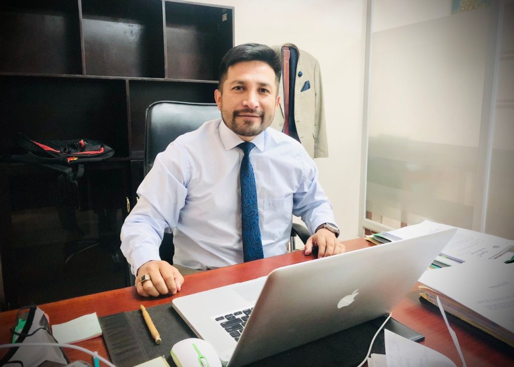 Luis Tapia Montesdeoca está desde el lunes 14 de marzo como procurador síndico.