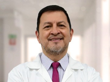 Eibar Muñoz Rosero es actualmente jefe del Servicio de Urología de Medihospital.