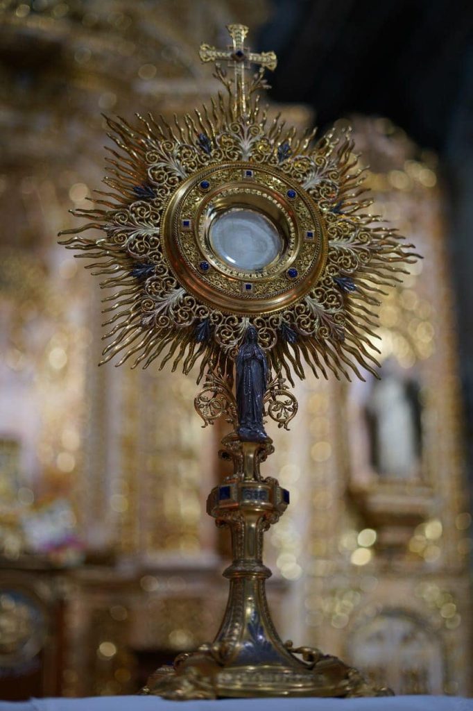 Distintas actividades se desarrollan en estos días, incluido el viacrucis.
