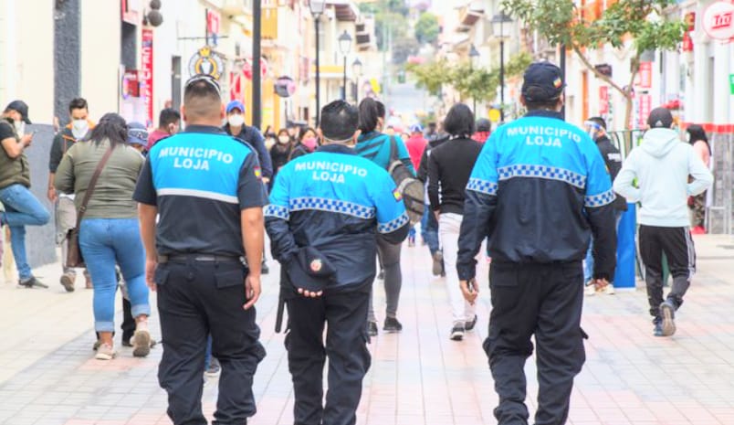 Los funcionarios municipales, también, serán capacitados en otras temáticas.